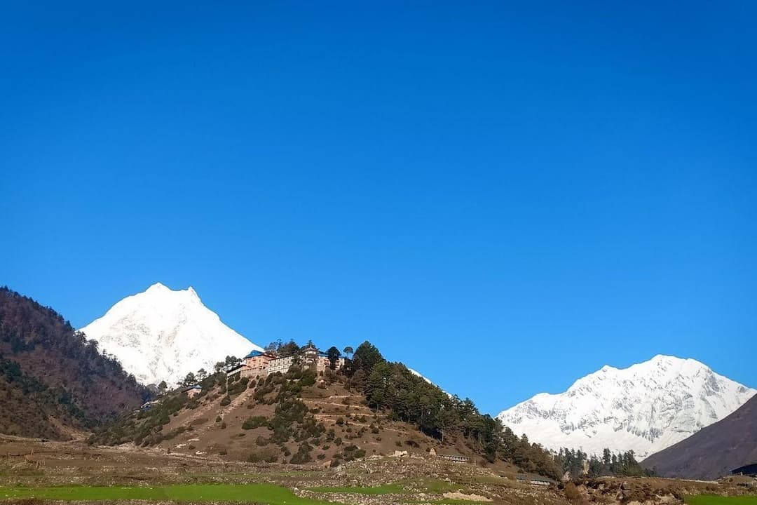 Around Manaslu Circuit Trekking