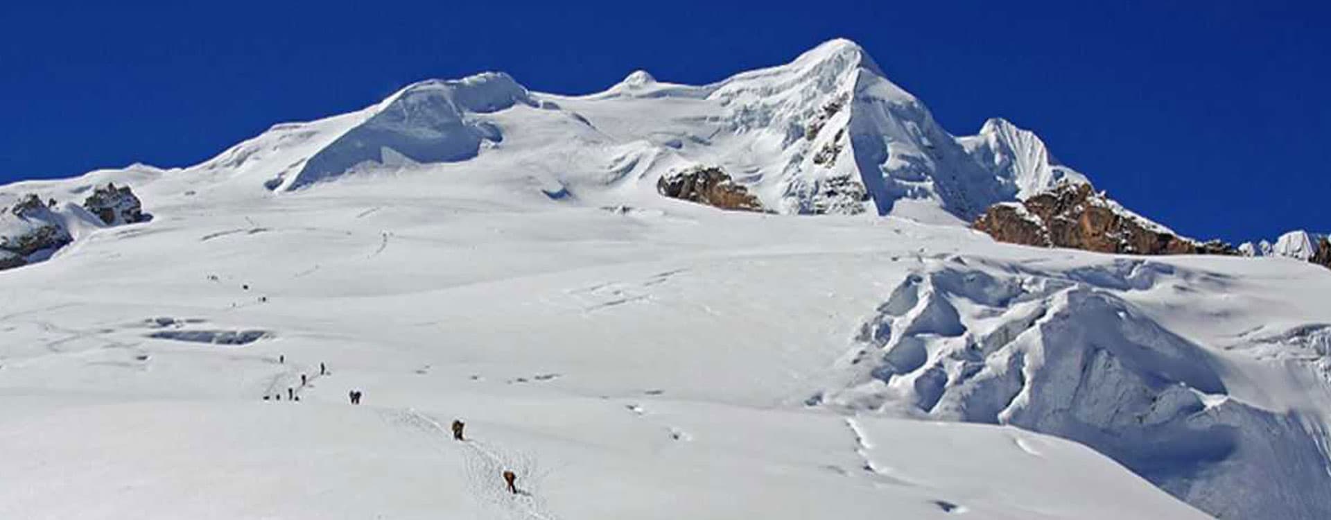 Chulu East Peak Climbing