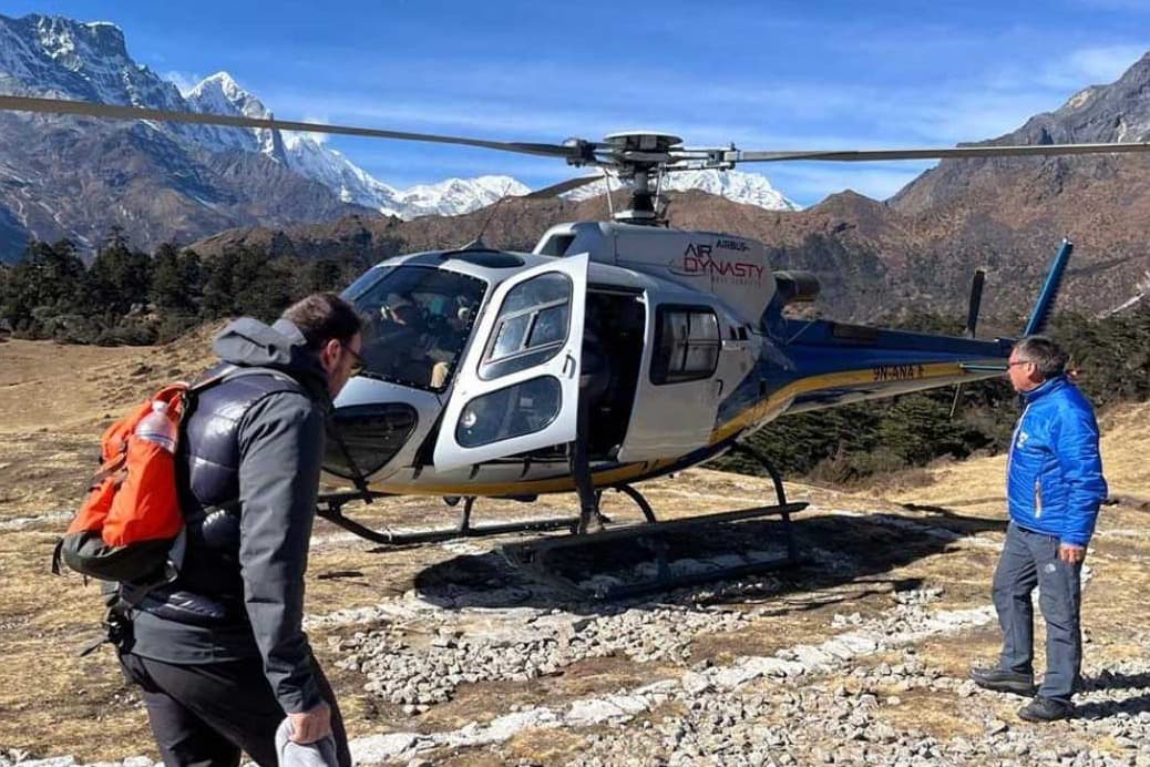 EBC Trek via Gokyo Valley Cho La Pass Helicopter