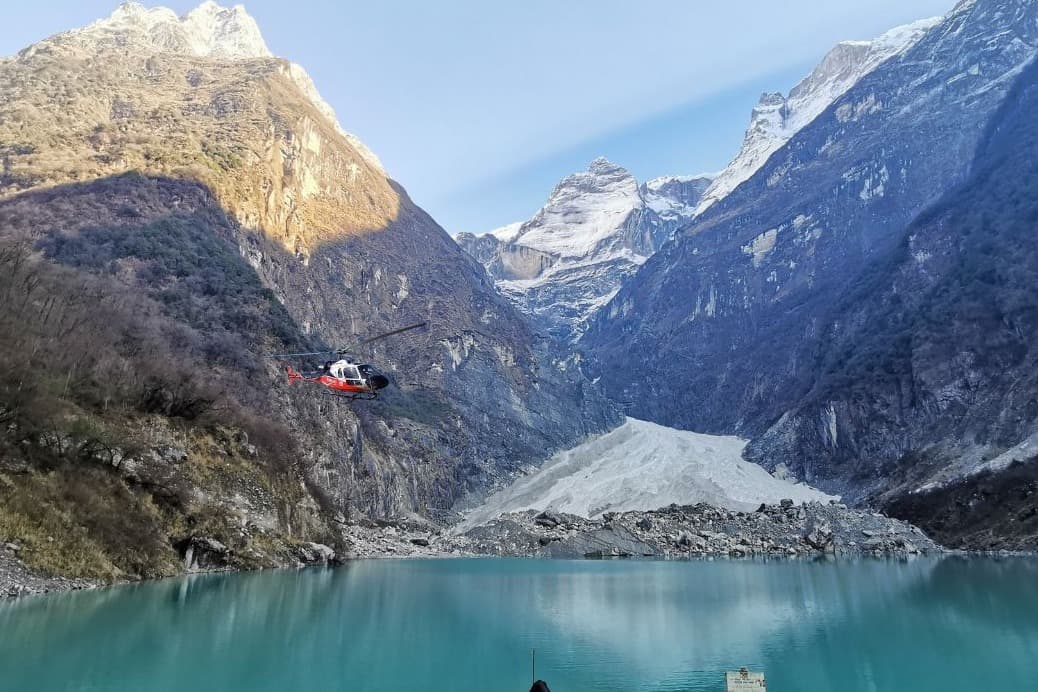 Kapuche Lake Helicopter Tour