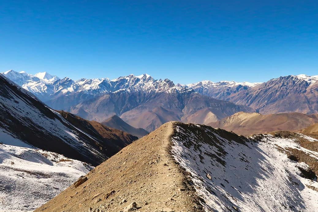 Nar phu valley trek with Annapurna circuit